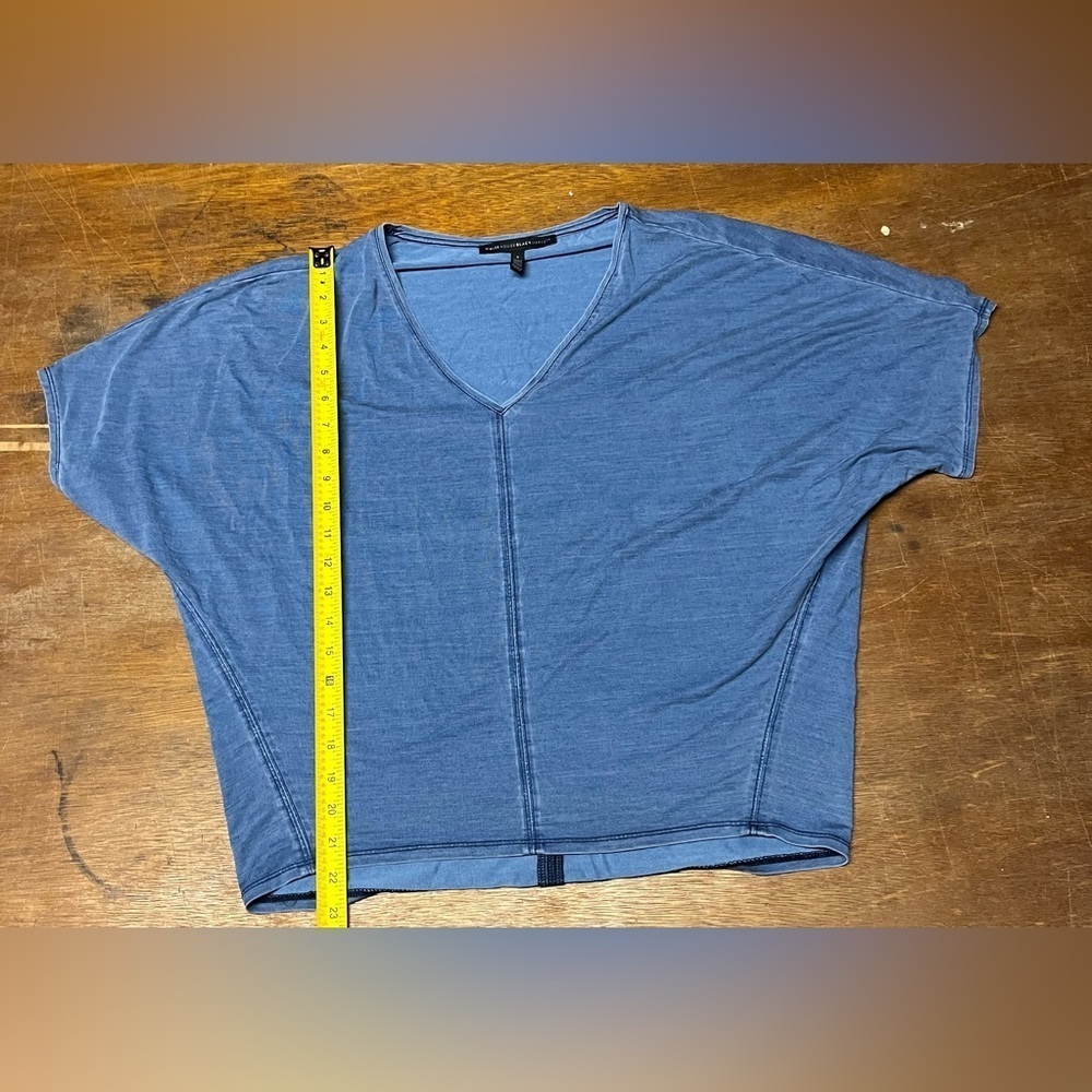 White House Black Market Top - Blue - Light Weight Stretch - Women’s Size Small